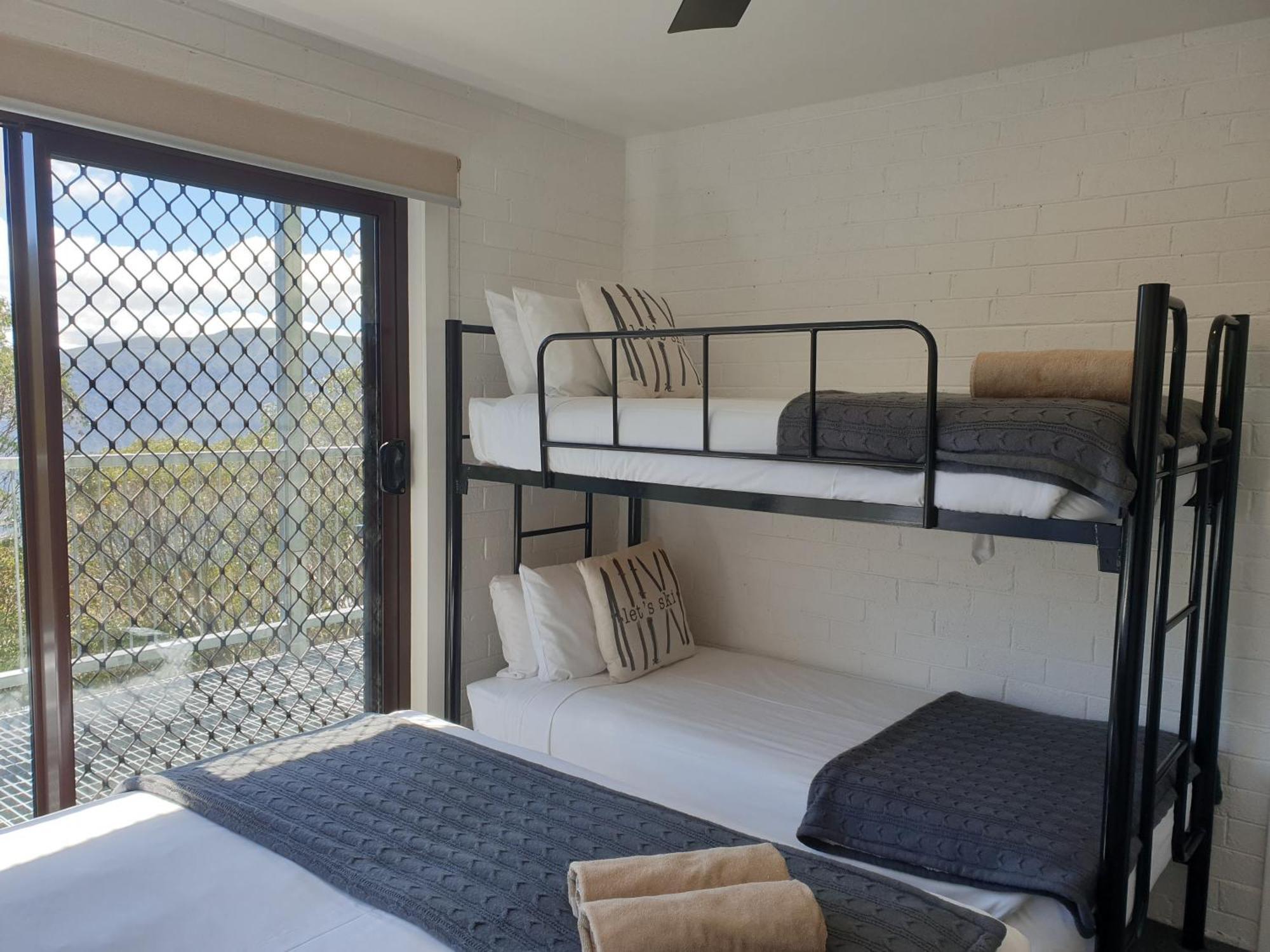 Cedarwood Apartments Falls Creek Zewnętrze zdjęcie